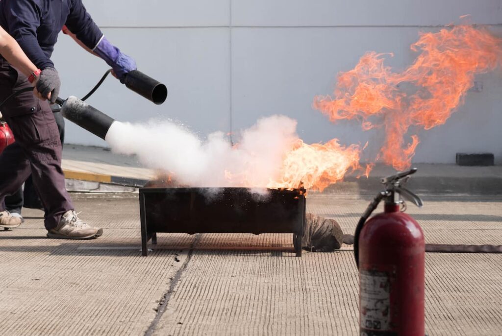 The instructor demonstrate and training the fire extinguisher use, fire evacuation and fire fighting
